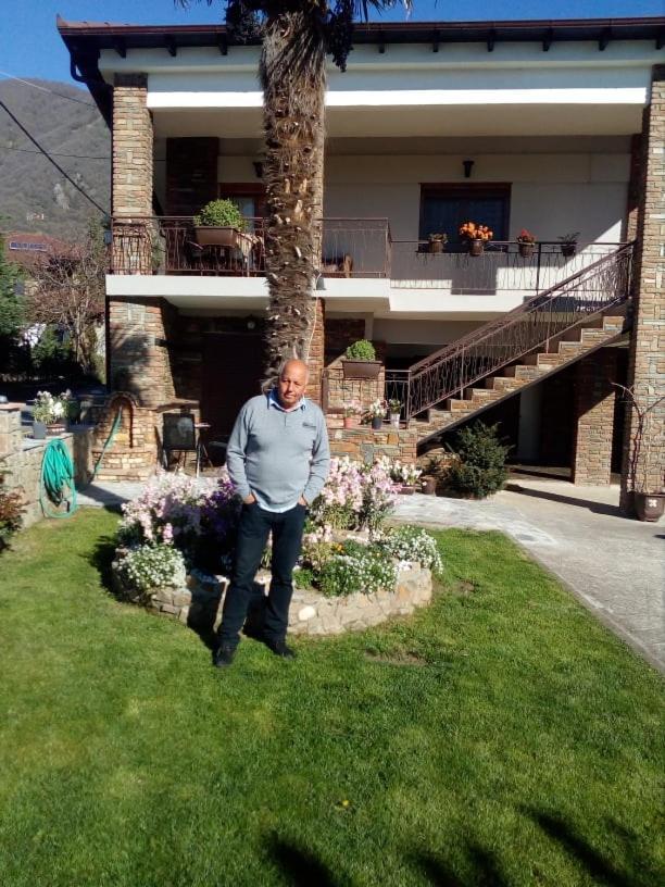 Guesthouse Athanasiou Loutraki  Exterior photo